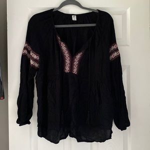 Old navy embroidered long sleeve top